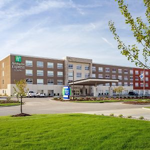 Holiday Inn Express & Suites Hammond By Ihg